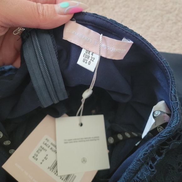 Carli Bybel x Missguided | Lace Ruffle Pants - Size 0 - Picture 6 of 9